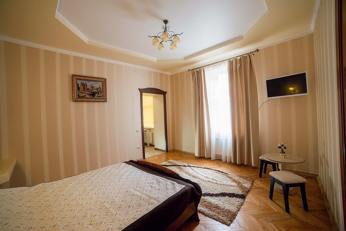 Apartment On Horodotska Street Lviv Luaran gambar