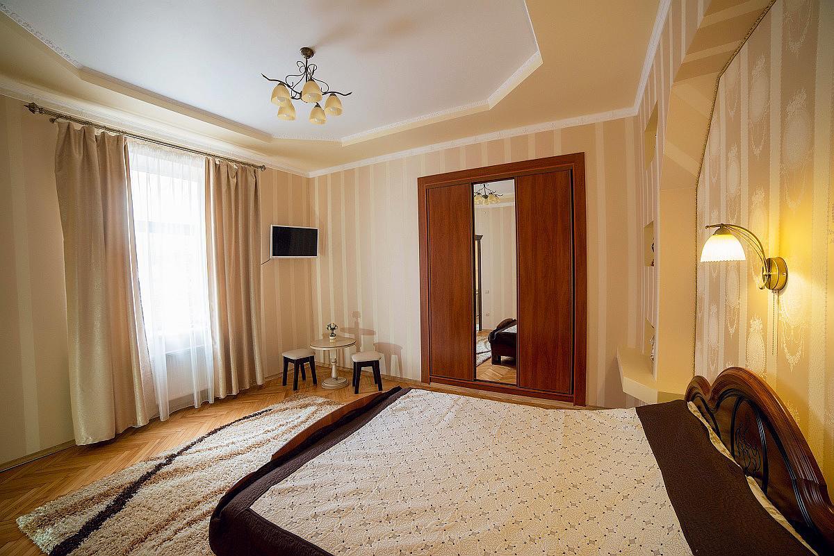 Apartment On Horodotska Street Lviv Luaran gambar