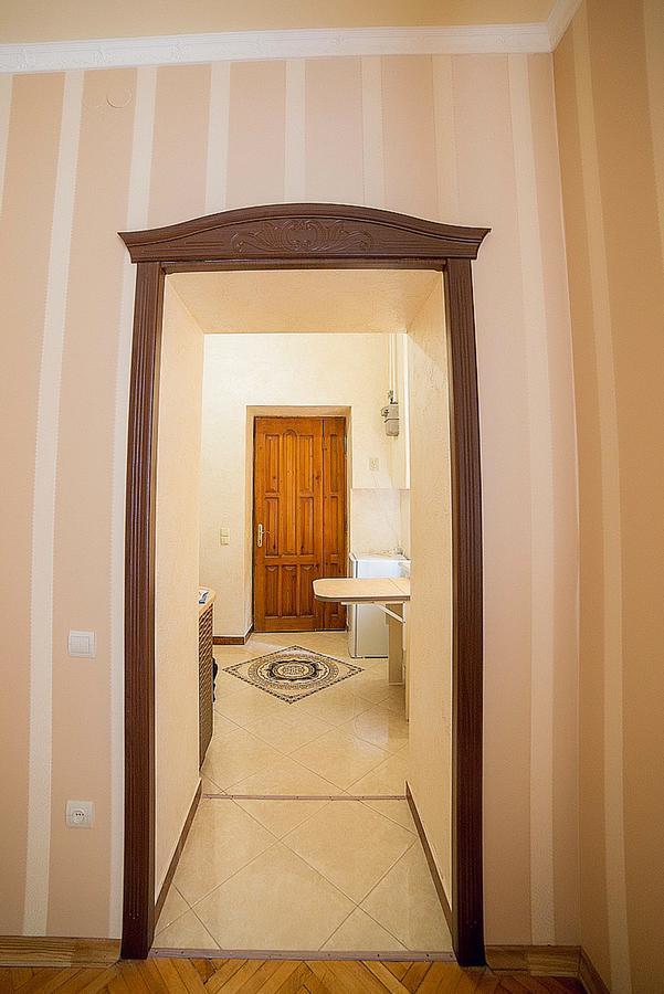 Apartment On Horodotska Street Lviv Luaran gambar